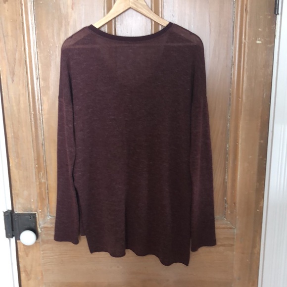 Aritzia Wilfred high-low light knit sweater - Picture 3 of 3